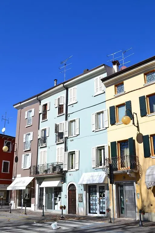 Relais De La Place Desenzano del Garda Italia